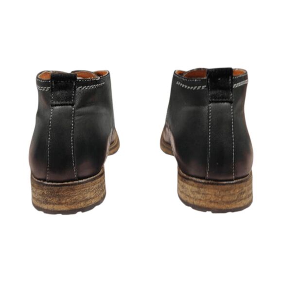 TRAVELIN Lace-Up Leather Chukka Boot Size 42 main image 9